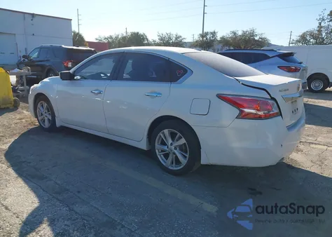 2015 Nissan Altima 2.5 Sv z USA, uszkodzony, nr VIN 1N4AL3AP8FC421373